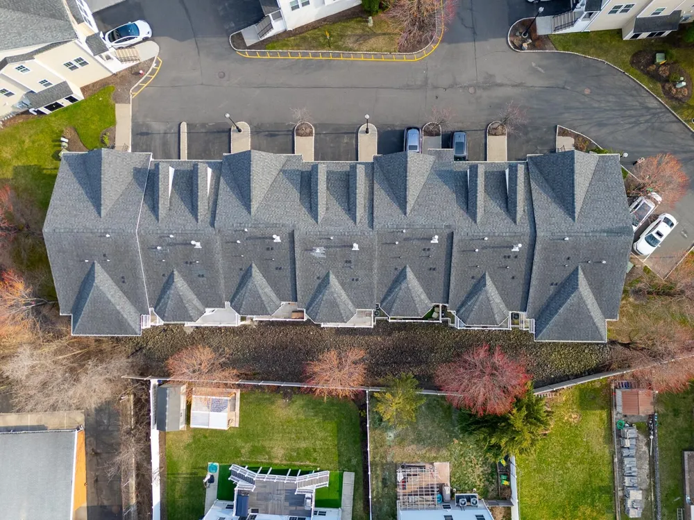 5 CREEKSIDE CT Secaucus, NJ 07094