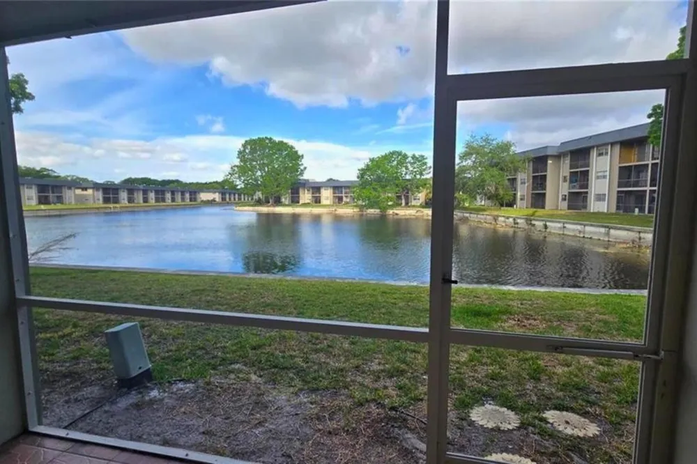 7801 Colony Circle S #106 Tamarac, FL 33321