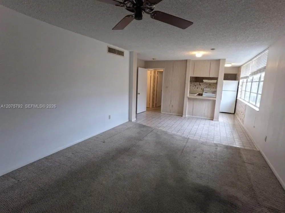 9400 Live Oak Pl #205 Davie, FL 33324