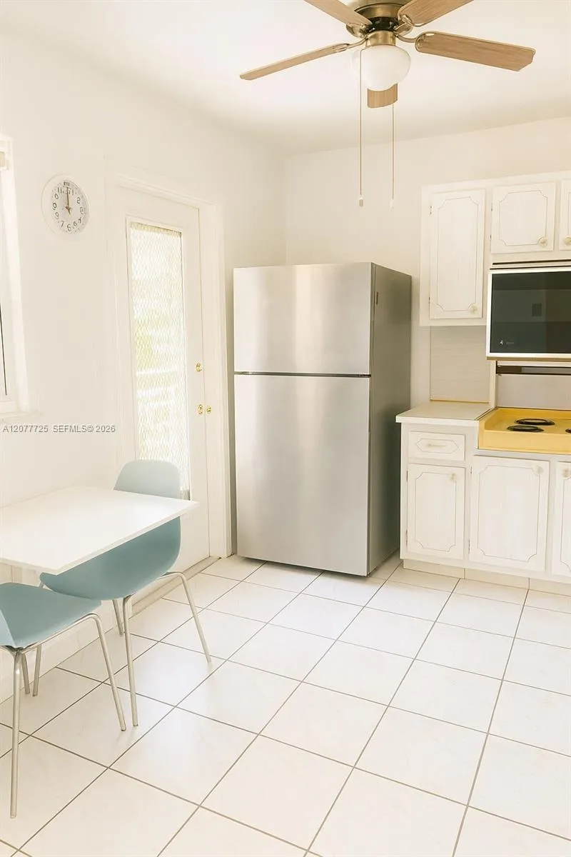 610 NE 12th Ave #308 Hallandale Beach, FL 33009