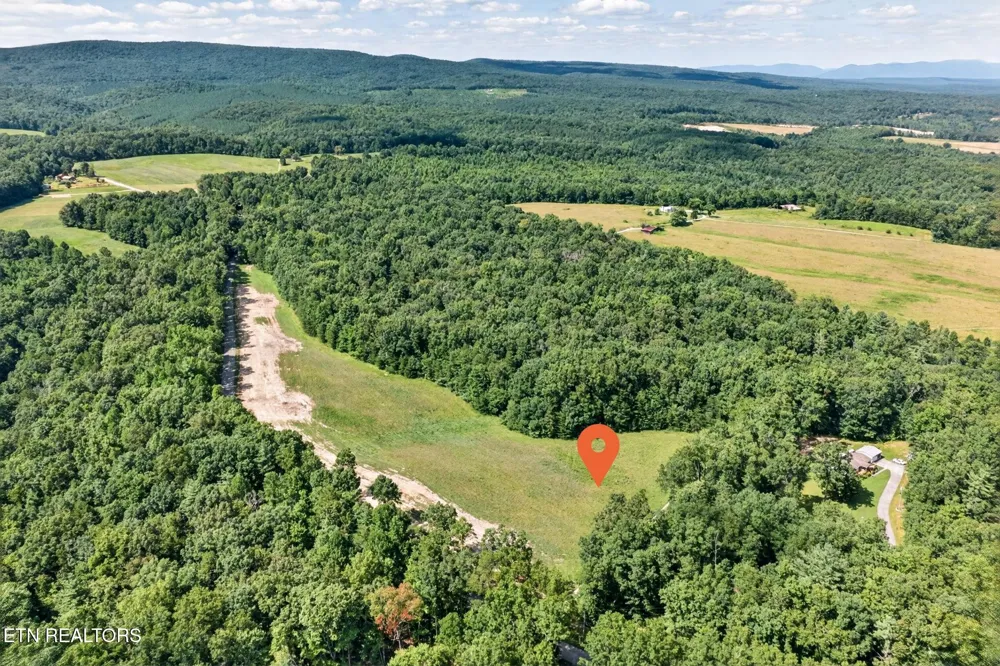 17 Smith Mountain Rd Rockwood, TN 37854