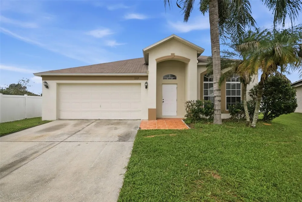 5337 OUTLOOK WAY Zephyrhills, FL 33541