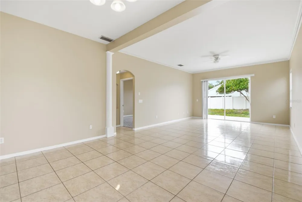 5337 OUTLOOK WAY Zephyrhills, FL 33541