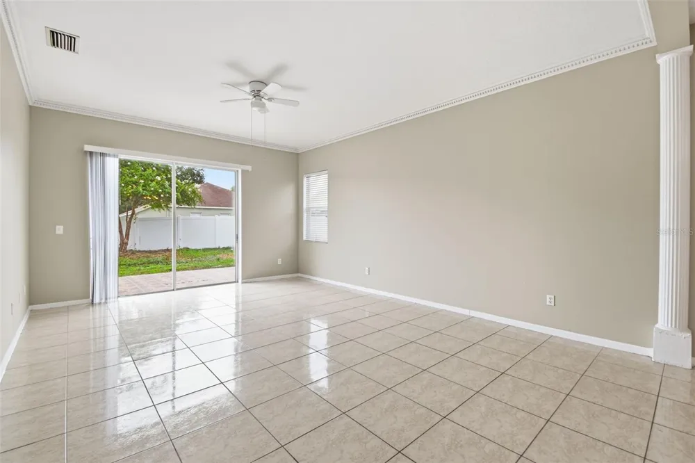 5337 OUTLOOK WAY Zephyrhills, FL 33541