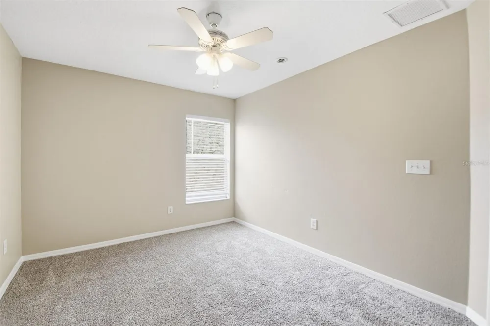 5337 OUTLOOK WAY Zephyrhills, FL 33541