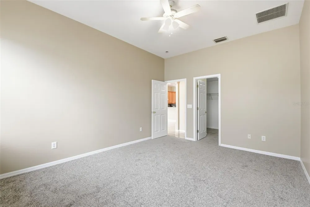 5337 OUTLOOK WAY Zephyrhills, FL 33541