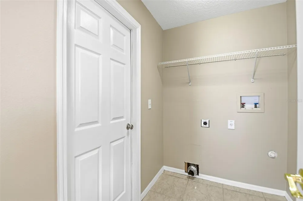 5337 OUTLOOK WAY Zephyrhills, FL 33541