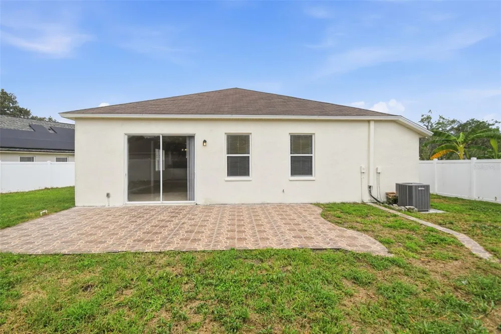 5337 OUTLOOK WAY Zephyrhills, FL 33541