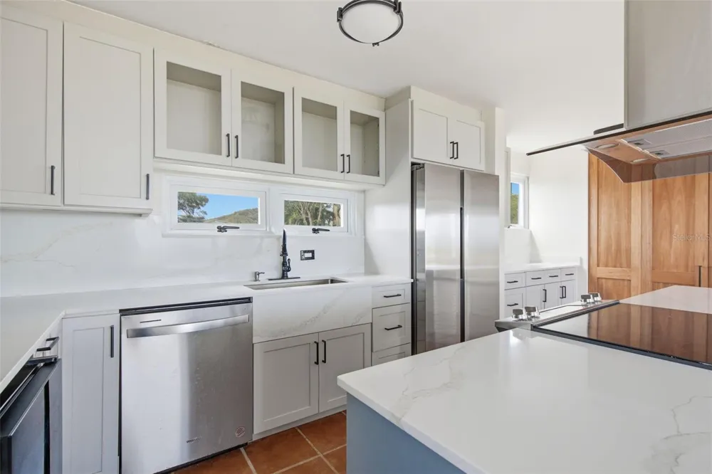98 HACIENDA MARGARITA Luquillo, PR 00773