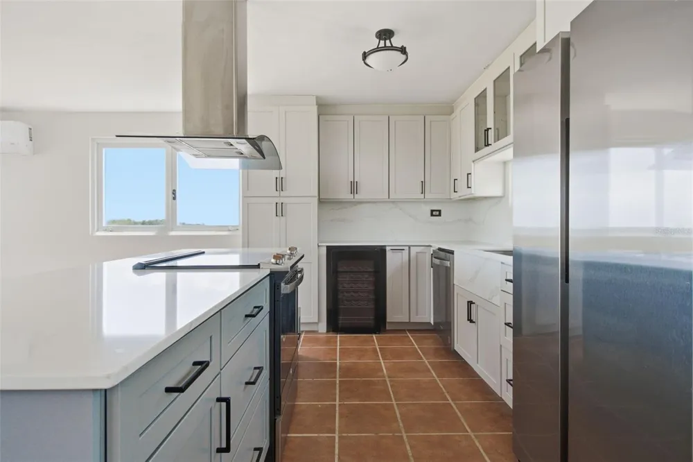 98 HACIENDA MARGARITA Luquillo, PR 00773