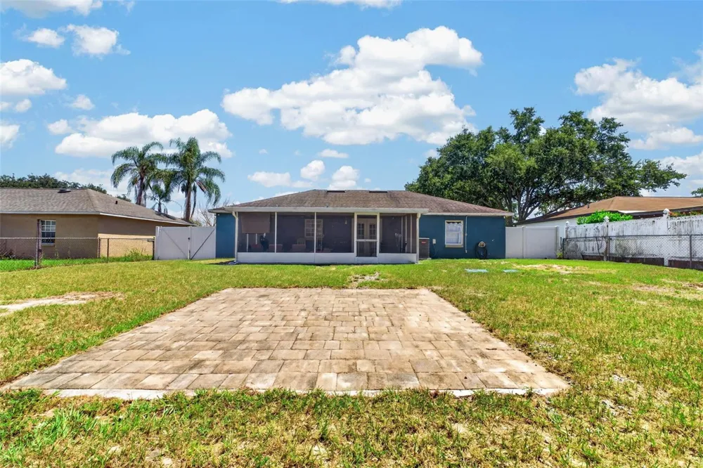 125 CHEROKEE DRIVE Auburndale, FL 33823