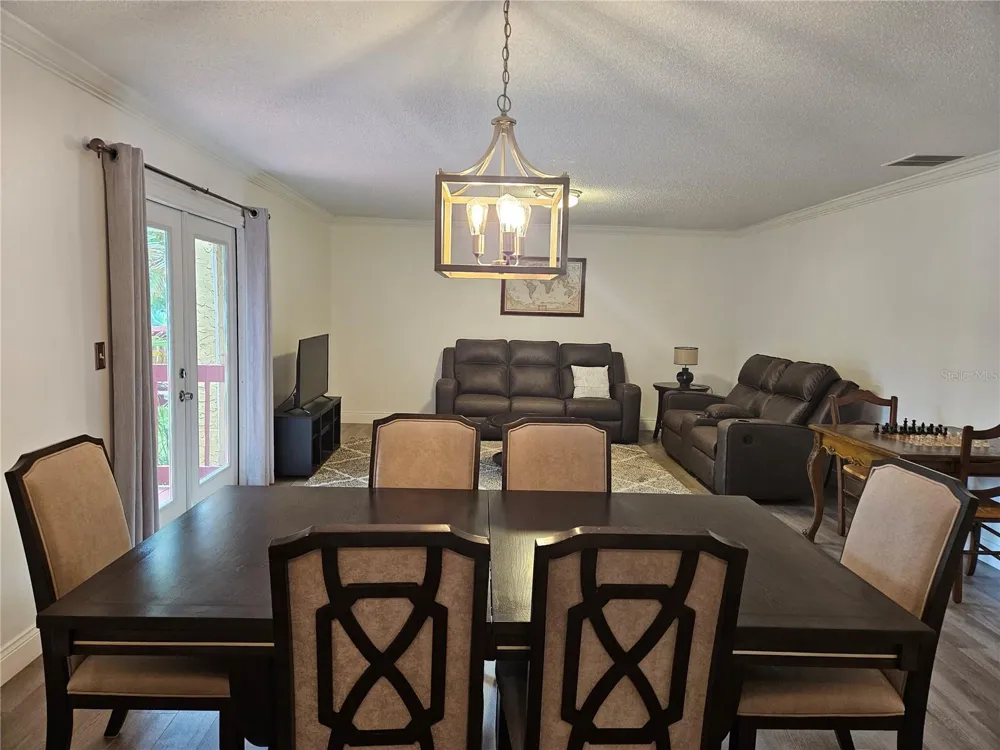 1737 PARAKEET WAY #2 Sarasota, FL 34232