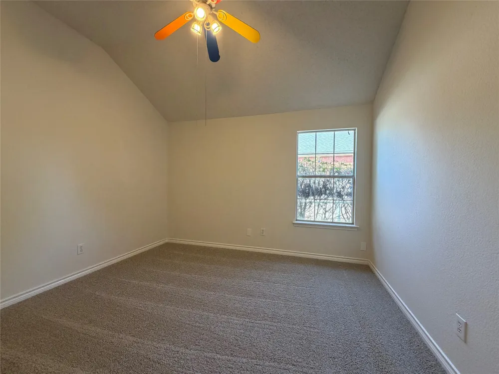 2915 Olympia Drive Grand Prairie, TX 75052