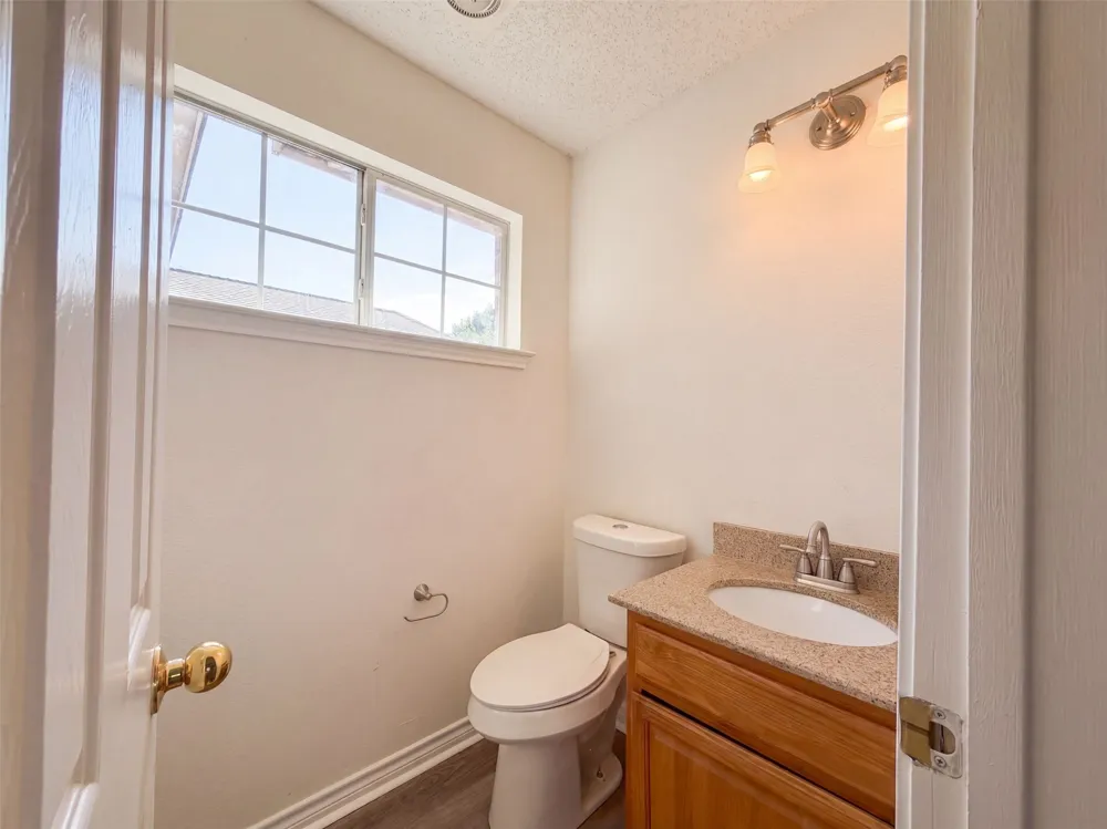 2915 Olympia Drive Grand Prairie, TX 75052