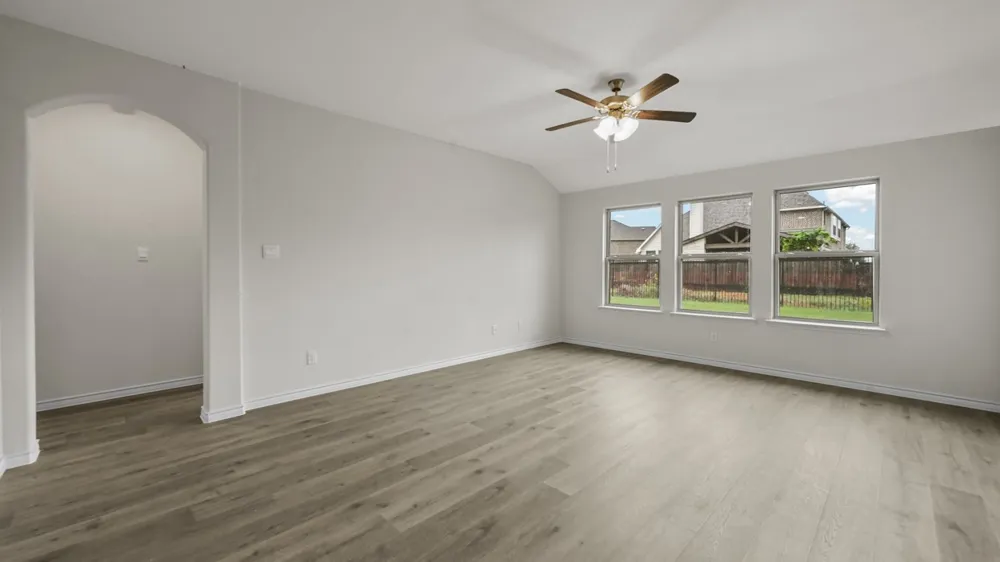 652 Lakepointe Boulevard Lavon, TX 75166