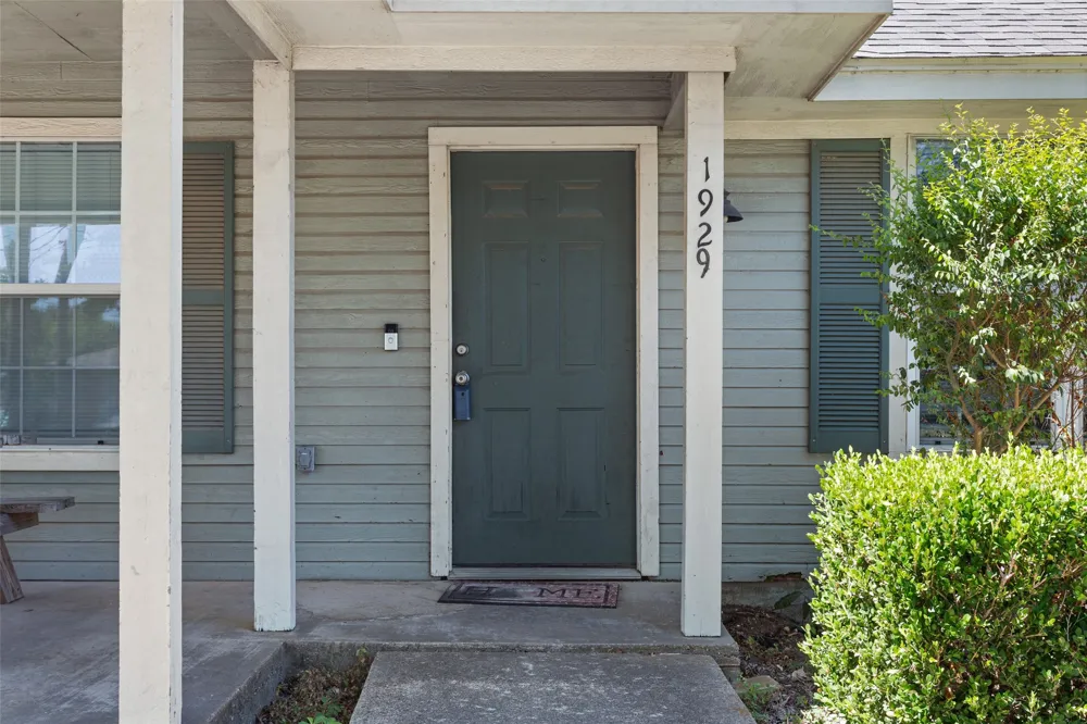 1929 S 14th Street Waco, TX 76706