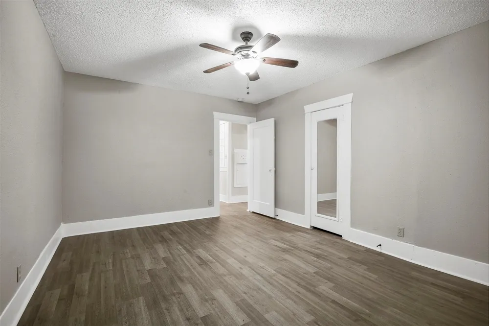 509 E Heron Denison, TX 75021