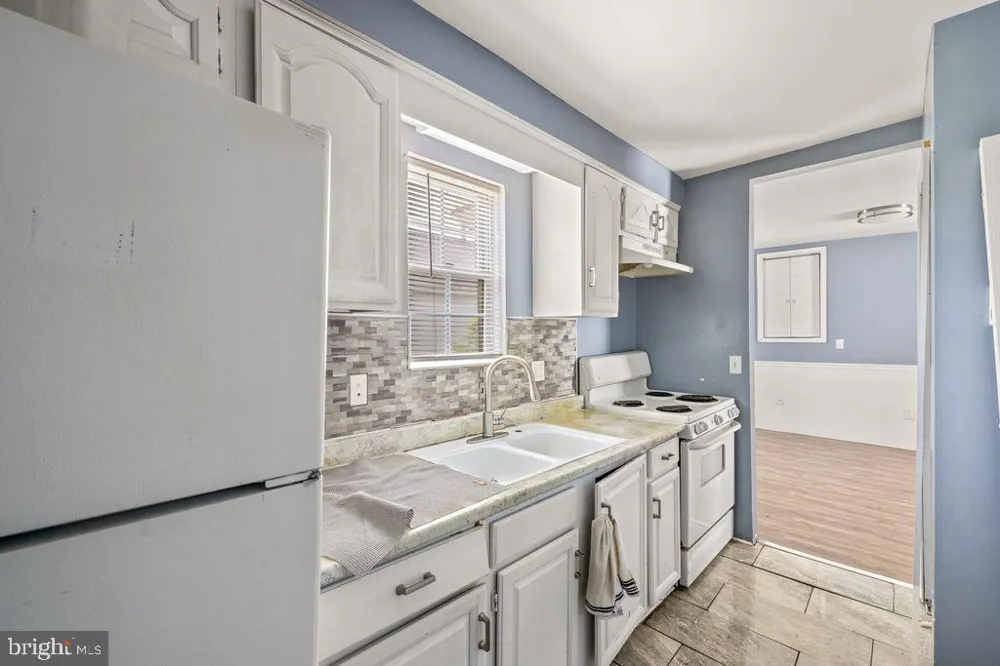 313 WASHINGTON STREET Cambridge, MD 21613