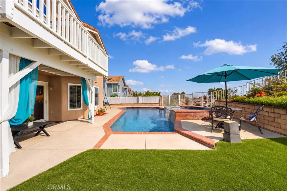 2525 Wandering Ridge Drive Chino Hills, CA 91709