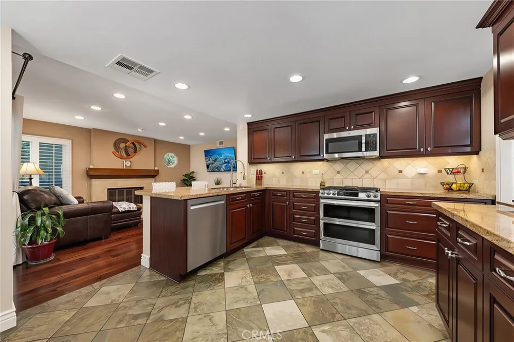2525 Wandering Ridge Drive Chino Hills, CA 91709