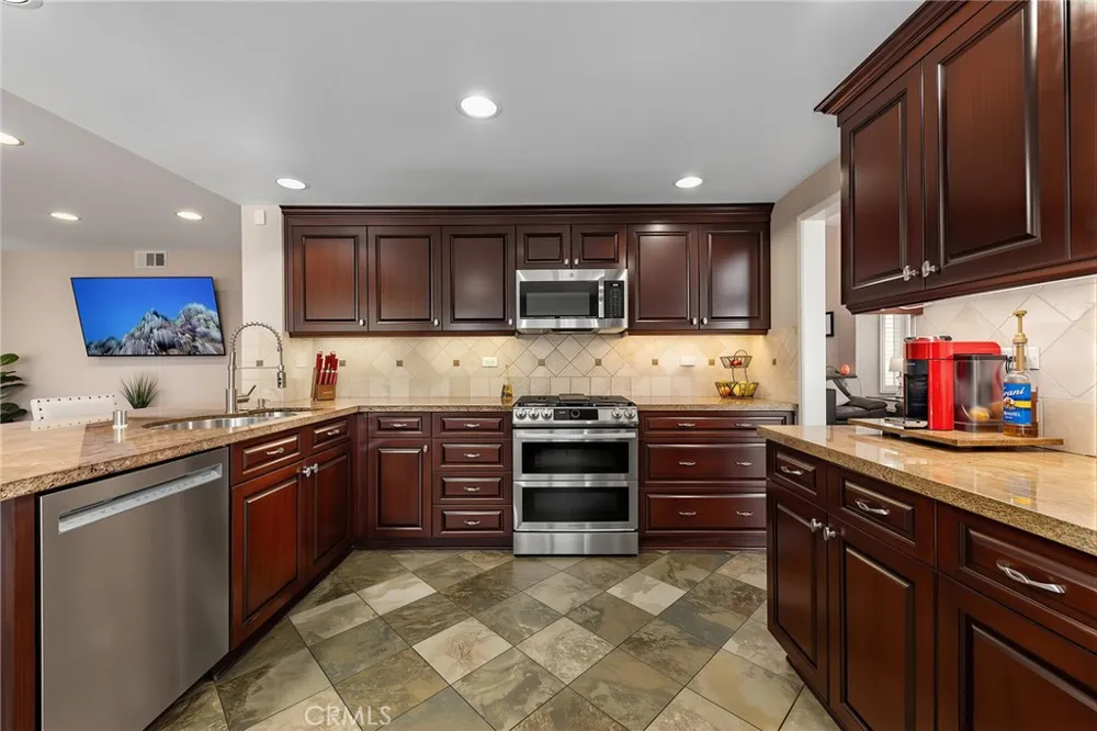 2525 Wandering Ridge Drive Chino Hills, CA 91709