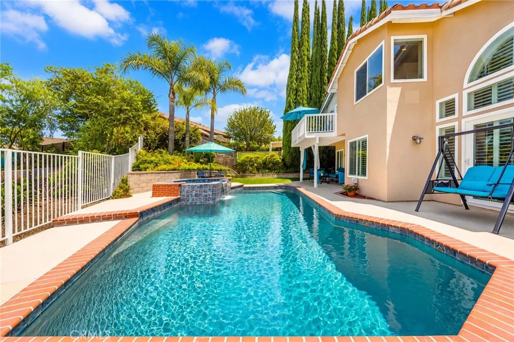 2525 Wandering Ridge Drive Chino Hills, CA 91709