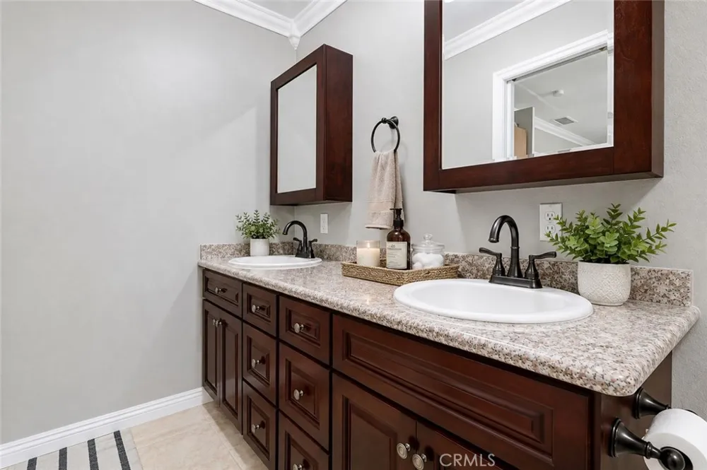 16972 Mockingbird Canyon Riverside, CA 92504