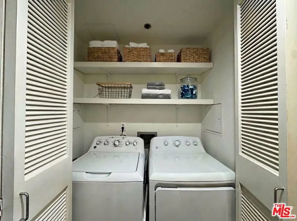 10520 Wilshire Boulevard #701 Los Angeles, CA 90024