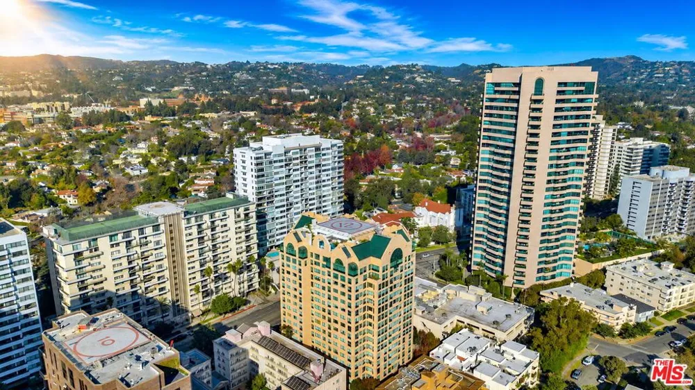 10520 Wilshire Boulevard #701 Los Angeles, CA 90024