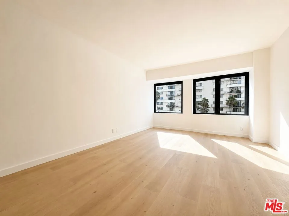10520 Wilshire Boulevard #701 Los Angeles, CA 90024