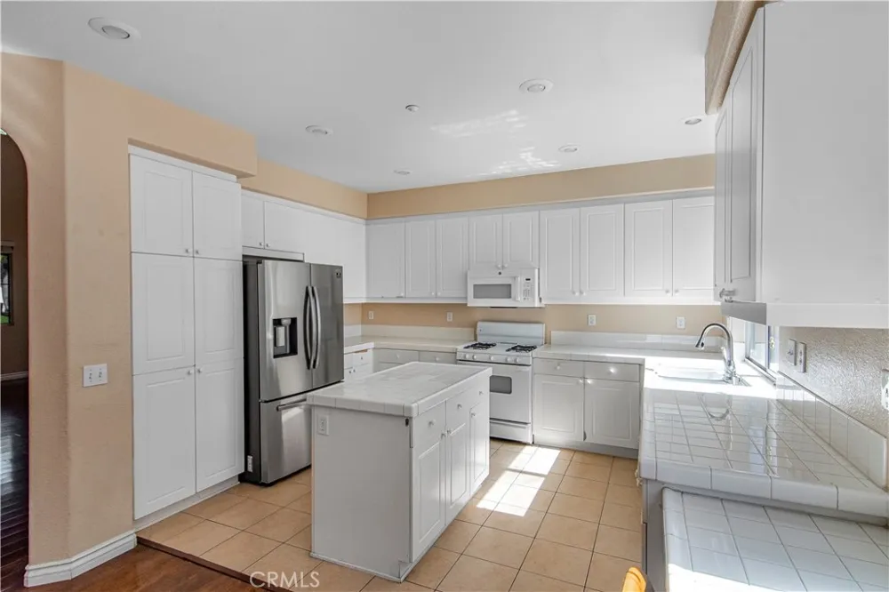 5960 Abernathy Drive Riverside, CA 92507