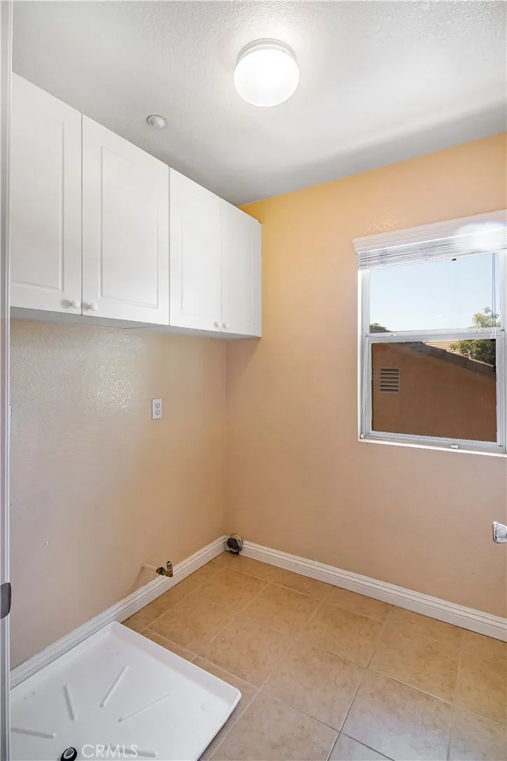 5960 Abernathy Drive Riverside, CA 92507