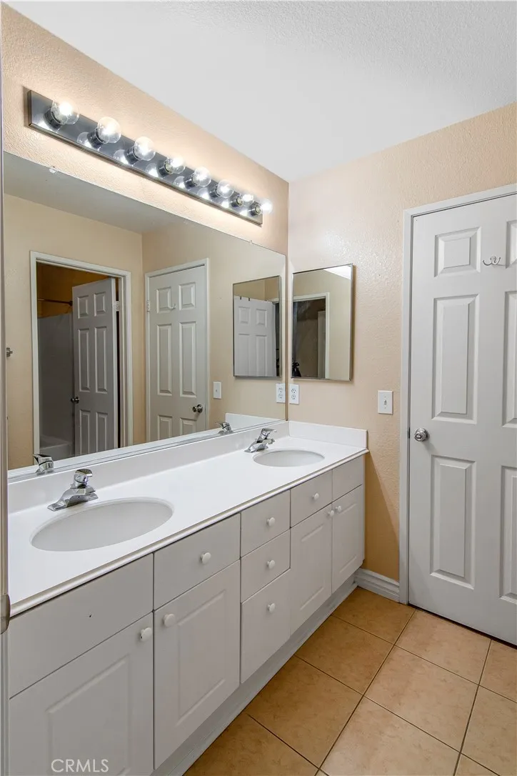 5960 Abernathy Drive Riverside, CA 92507