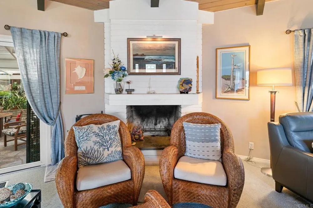 2140 Alta Vista Drive Vista, CA 92084
