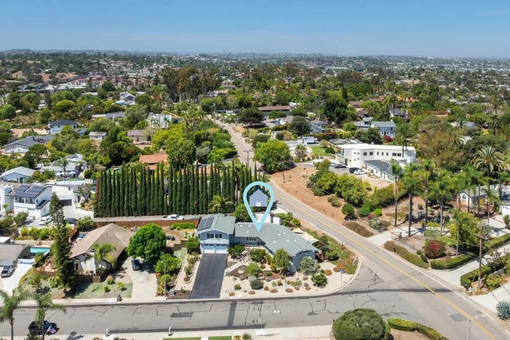 2140 Alta Vista Drive Vista, CA 92084