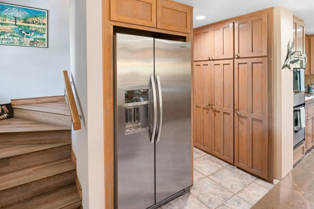 2140 Alta Vista Drive Vista, CA 92084
