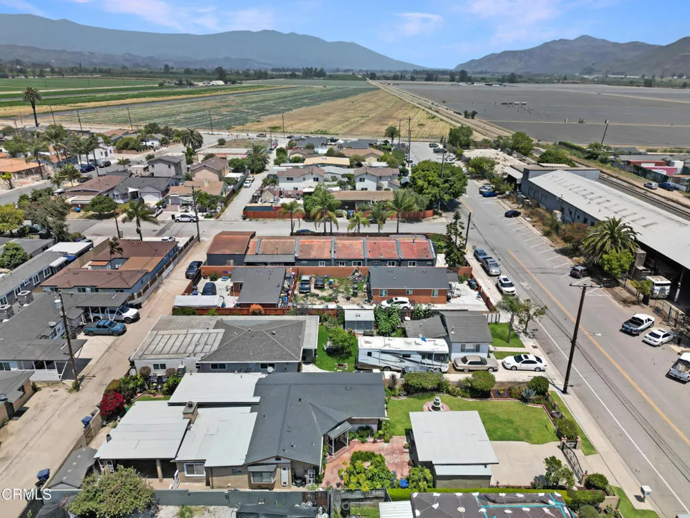 11351 Azahar Street Ventura, CA 93004