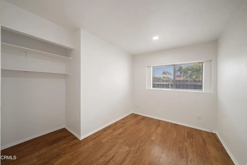 11351 Azahar Street Ventura, CA 93004