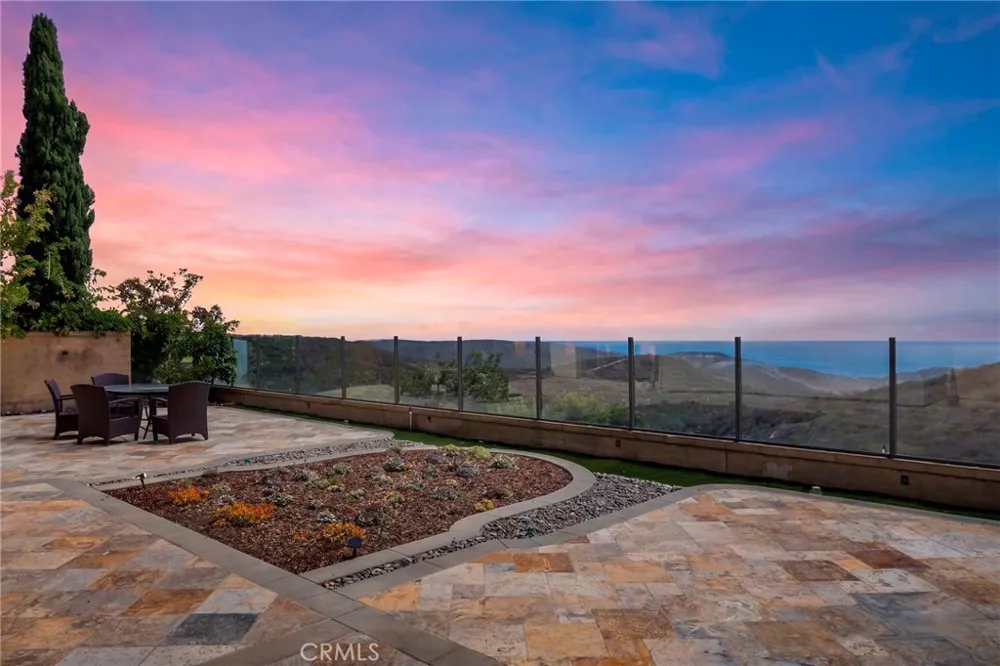 27 Pacific Mist Newport Coast, CA 92657