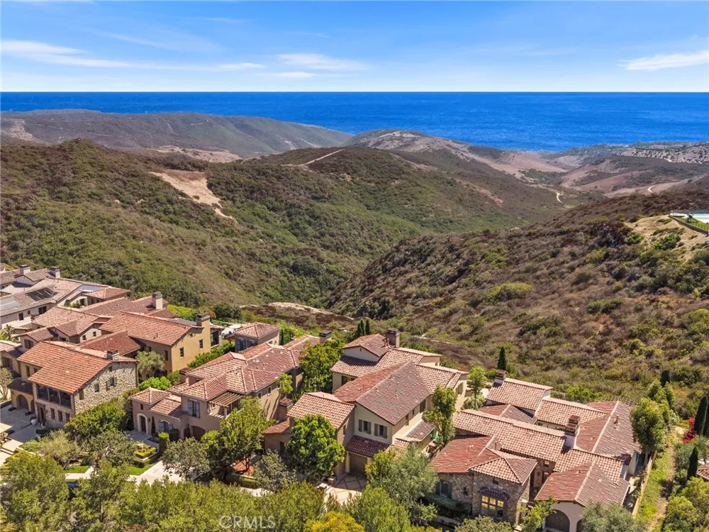 27 Pacific Mist Newport Coast, CA 92657
