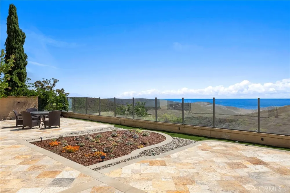 27 Pacific Mist Newport Coast, CA 92657