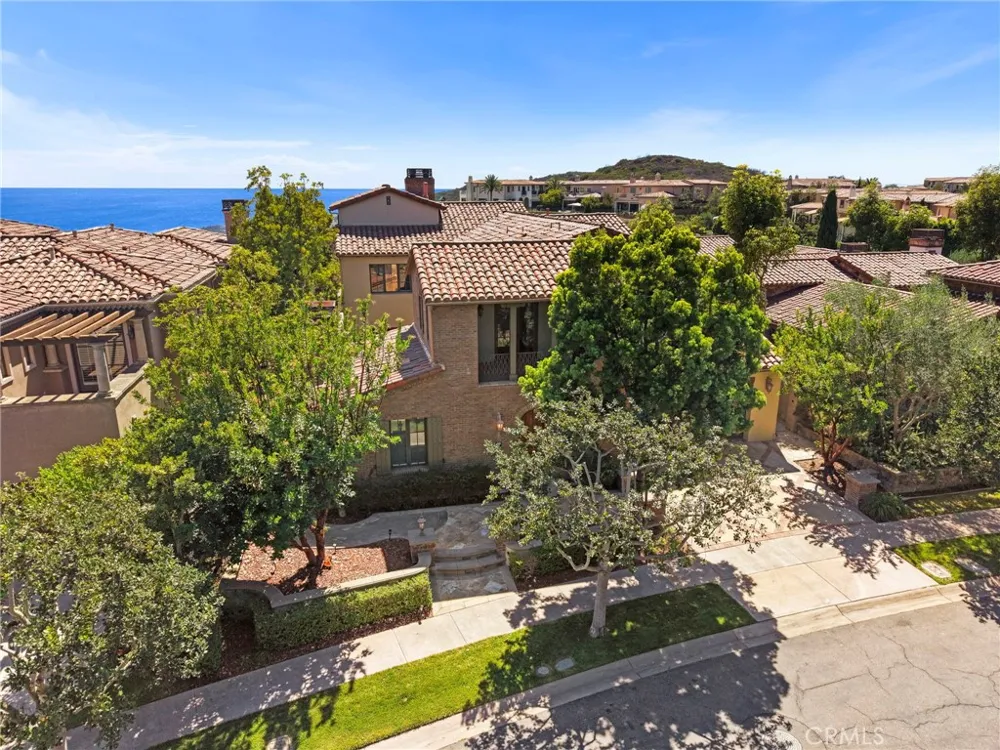 27 Pacific Mist Newport Coast, CA 92657