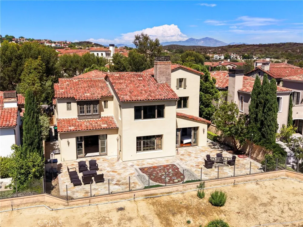 27 Pacific Mist Newport Coast, CA 92657