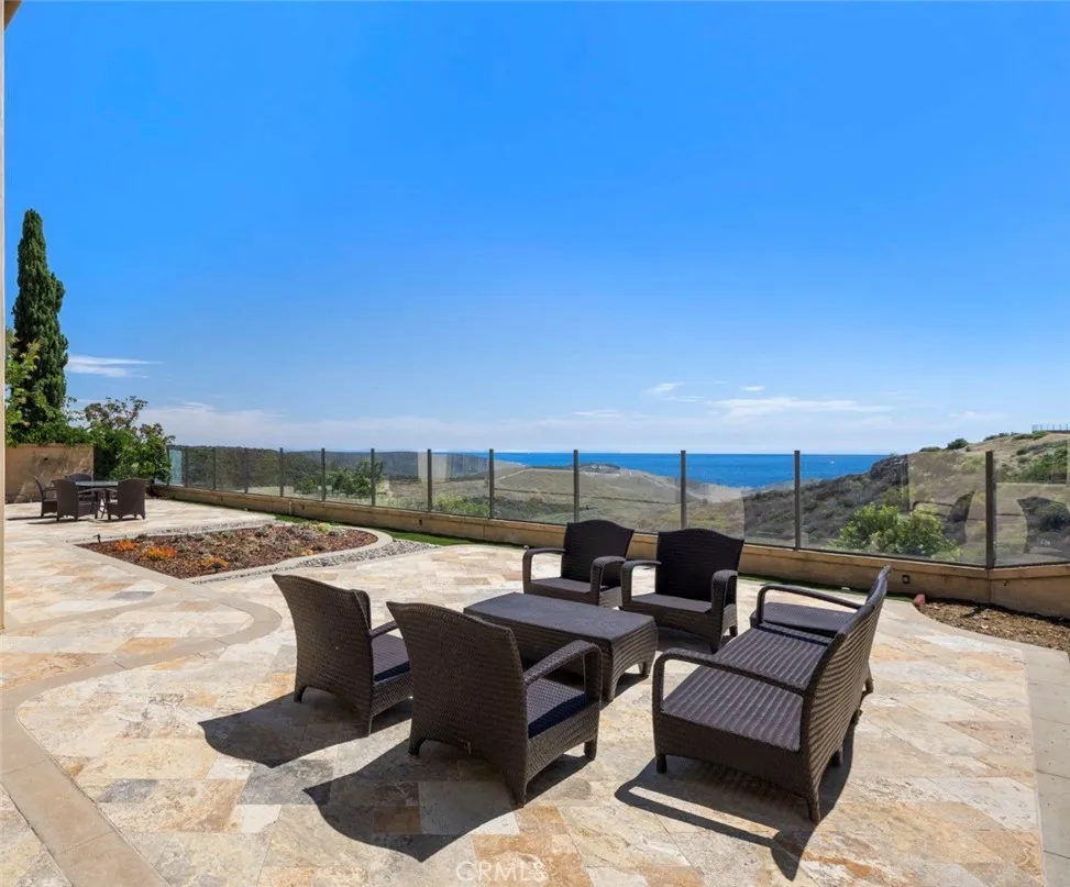 27 Pacific Mist Newport Coast, CA 92657