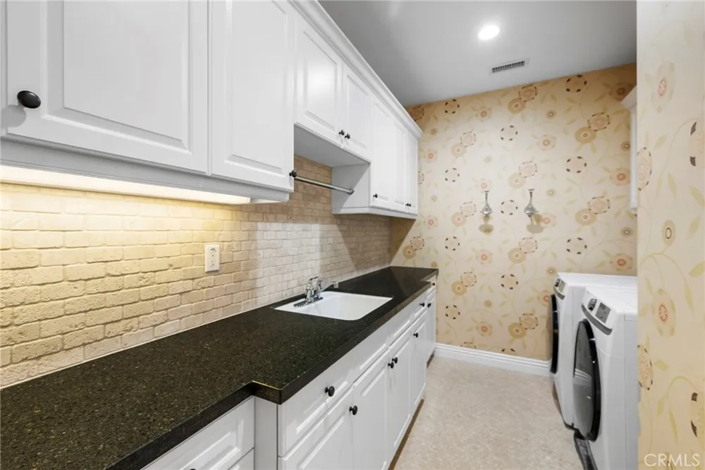 27 Pacific Mist Newport Coast, CA 92657