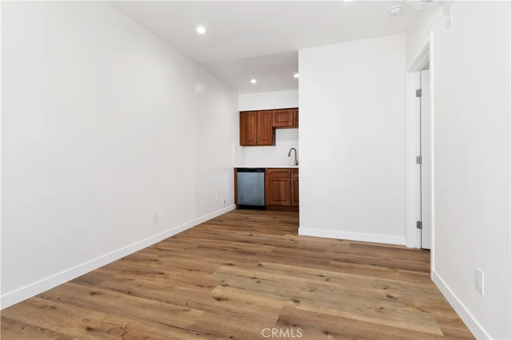44921 Trevor Lancaster, CA 93534
