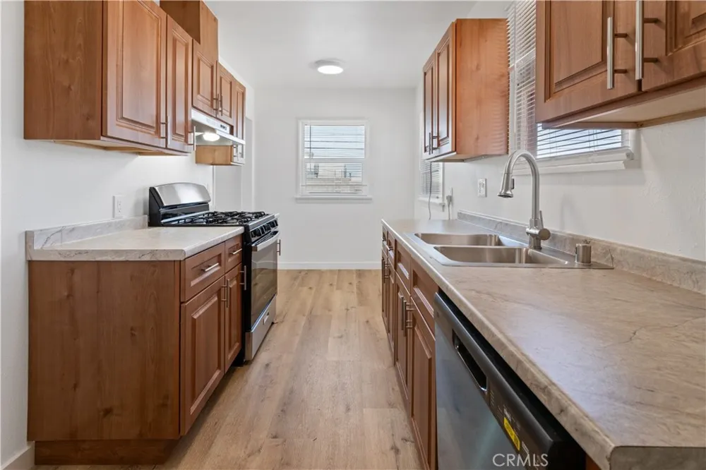 44921 Trevor Lancaster, CA 93534