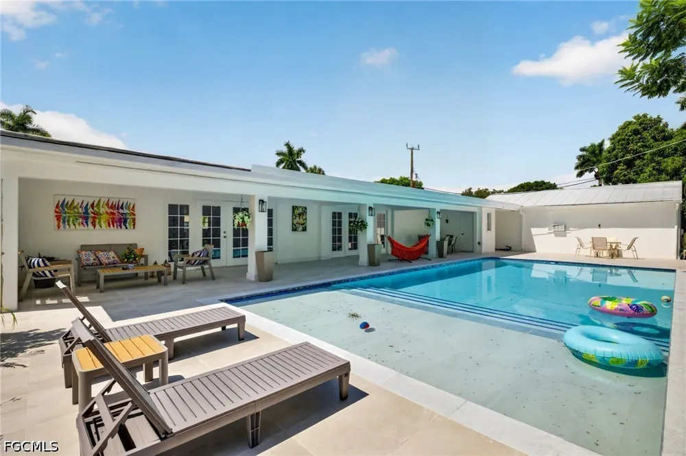 Almeria Avenue Fort Myers, FL 33901