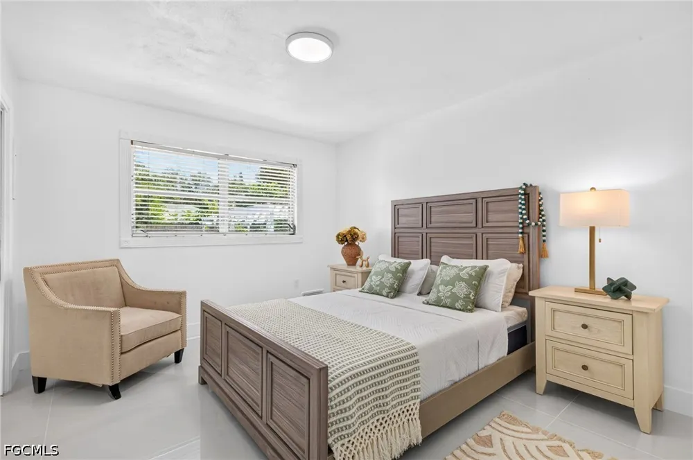 Almeria Avenue Fort Myers, FL 33901