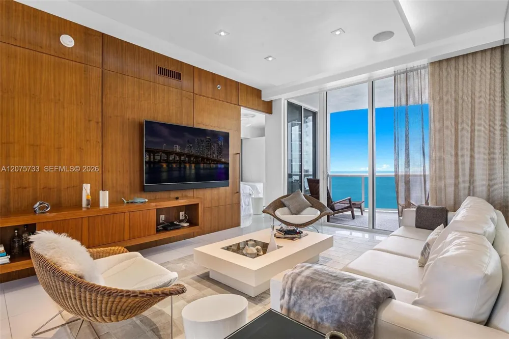 16001 SW Collins Ave #2406 Sunny Isles Beach, FL 33160